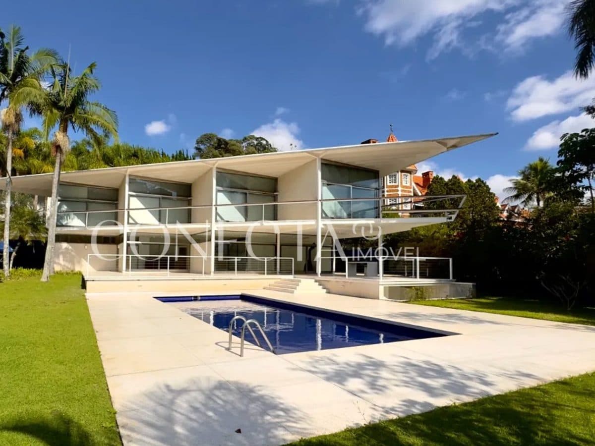 Casa com  1.525 m²  área terreno